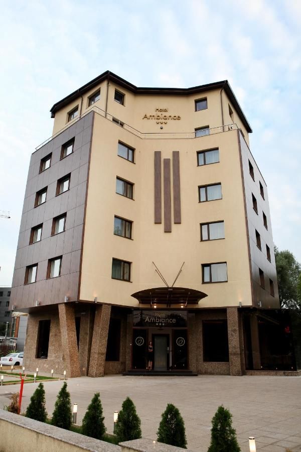 Отель Ambiance Hotel Бухарест-8